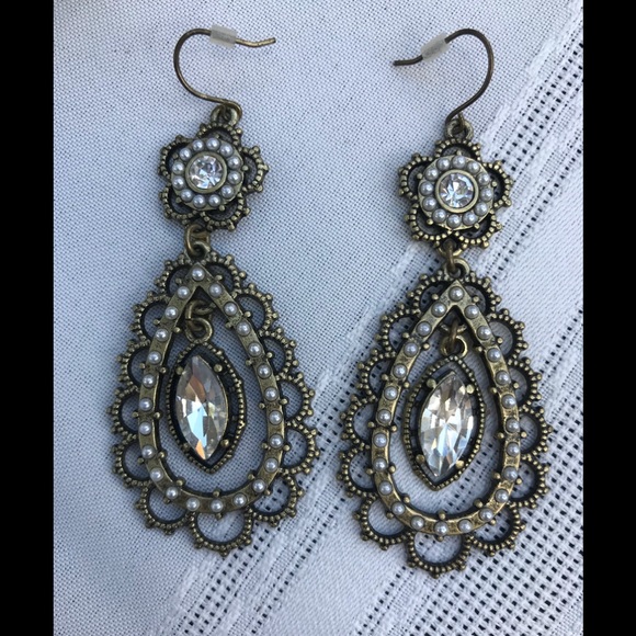 Chloe + Isabel Jewelry - Drop earrings Chloe + Isabel Jewelry - Drop earrings